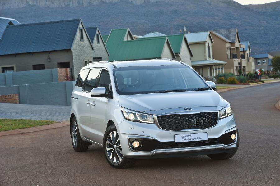  Kia Grand Sedona 2015 года  (ZA) (фото 8 из 30)